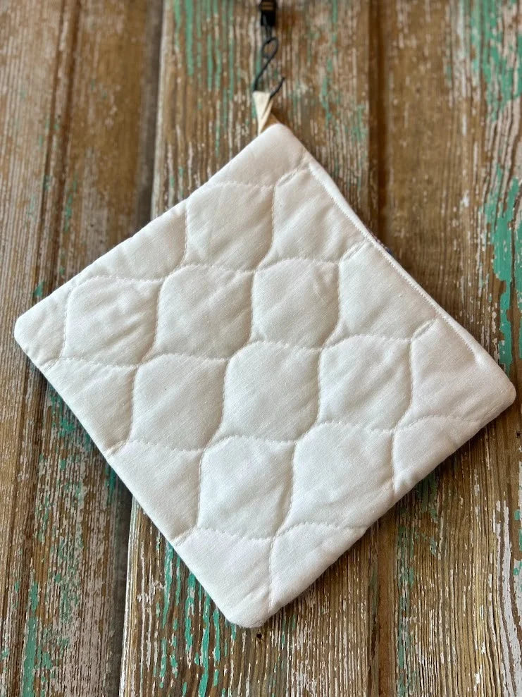 Upcycled Quilt Pot Holder: S5