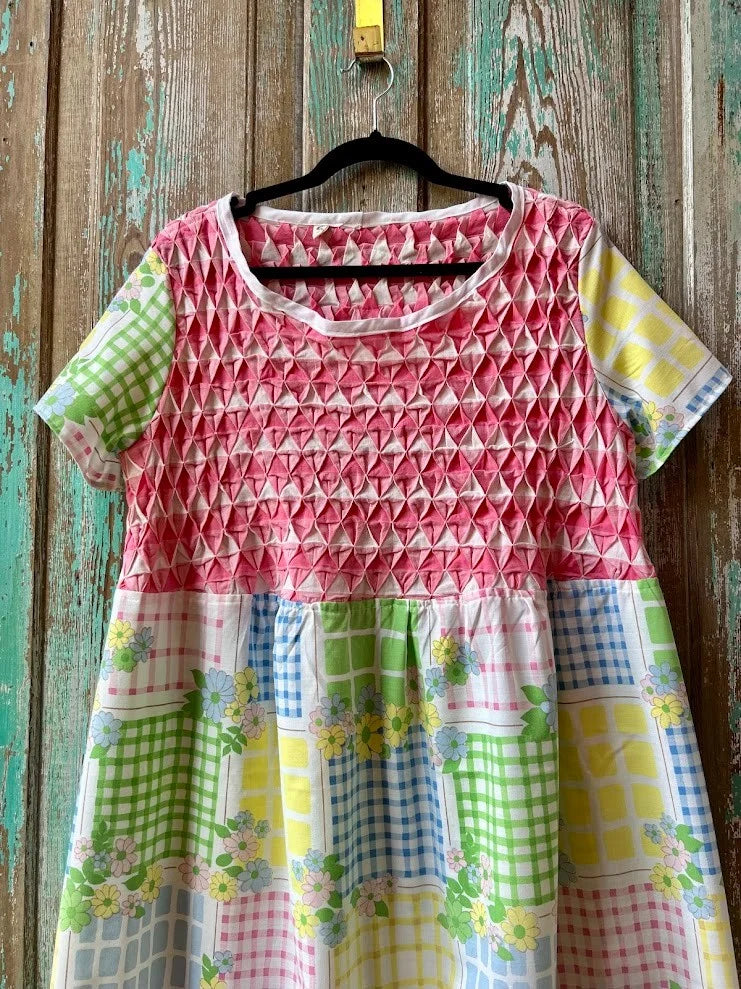 Upcycled "April Showers" Vintage Floral Sheet & Bedspread Dress: Women's Small