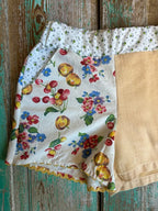 Upcycled "Curtain Call" Vintage Curtain & Towel Shorts: Women's Medium