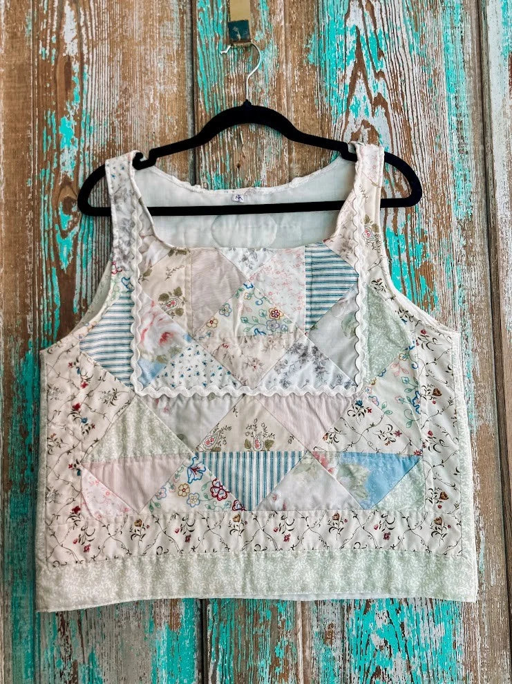 Upcycled "Cottage Flowers" Vintage Quilted Pillowcase Tank: Women's Medium