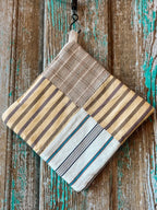 Upcycled Quilt Pot Holder: S9