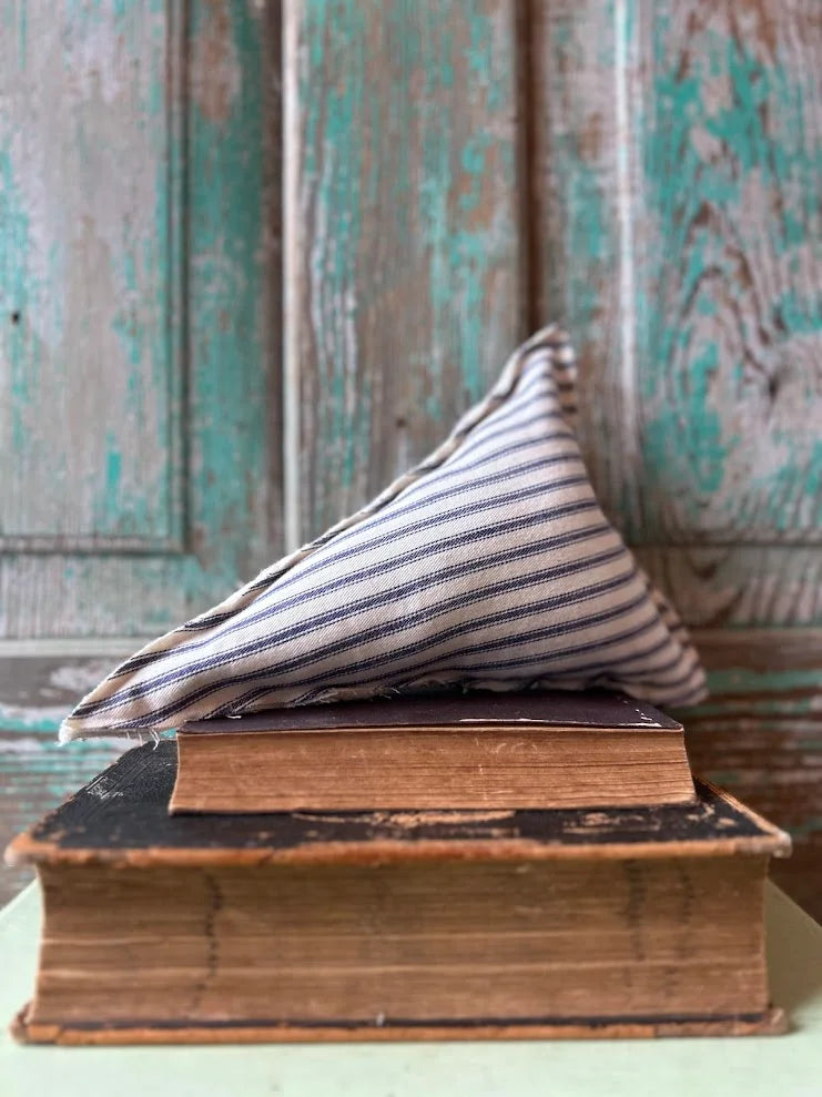 Upcycled 1960s Vintage Vanderbilt Pennant on Mini Quilt Pillow