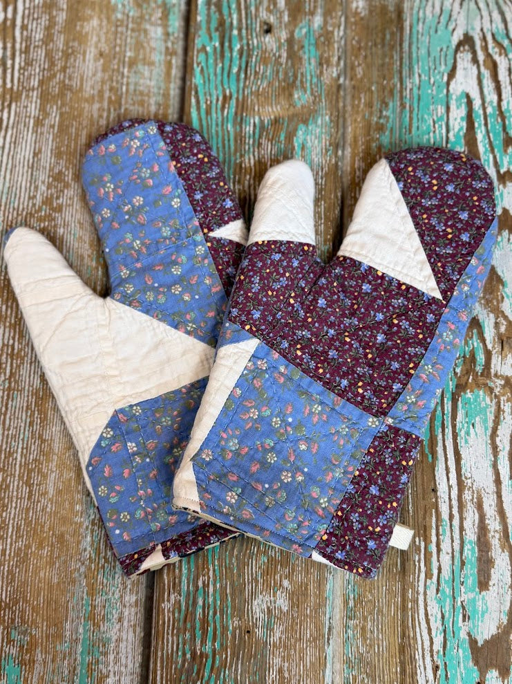 Upcycled Quilt Oven Mitt: Red and Blue Florals