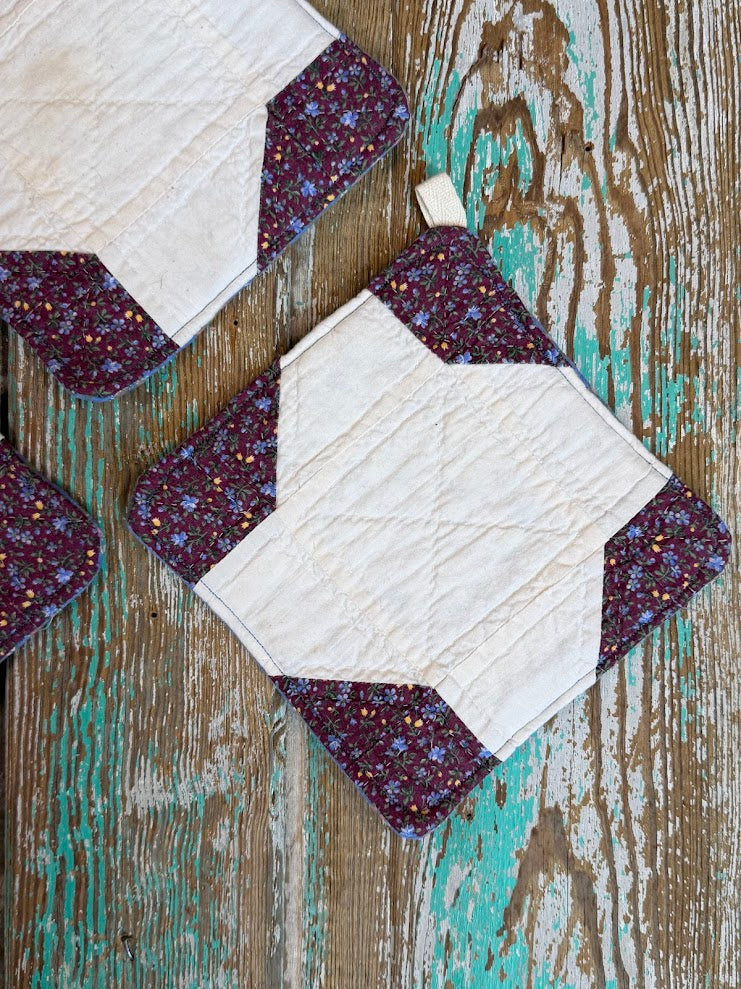 Upcycled Quilt Pot Holder: Red Friendship Star
