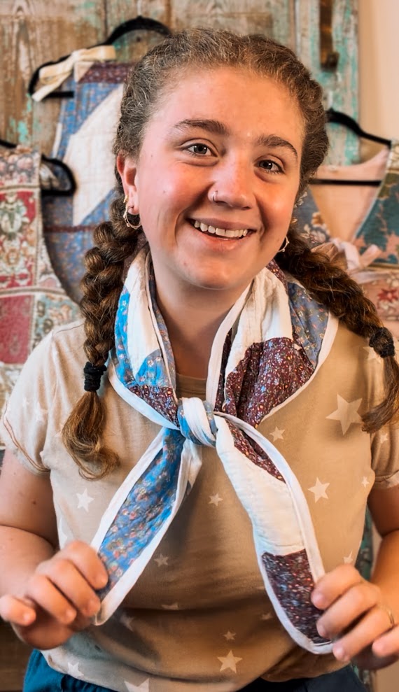 Upcycled "Friendship Star" Vintage Quilt Neck Scarf