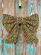 Upcycled Vintage Black & Yellow Florals Quilt Bow: 20"