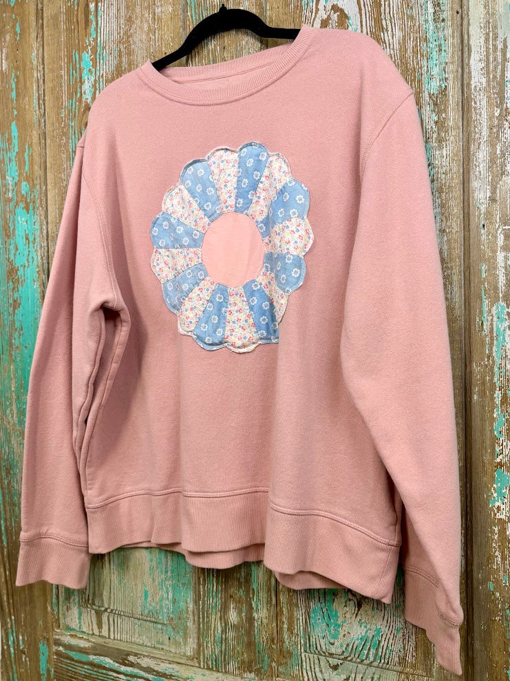 Upcycled Vintage Dresden Quilt Applique Sweatshirt- Light Pink: Women's XL
