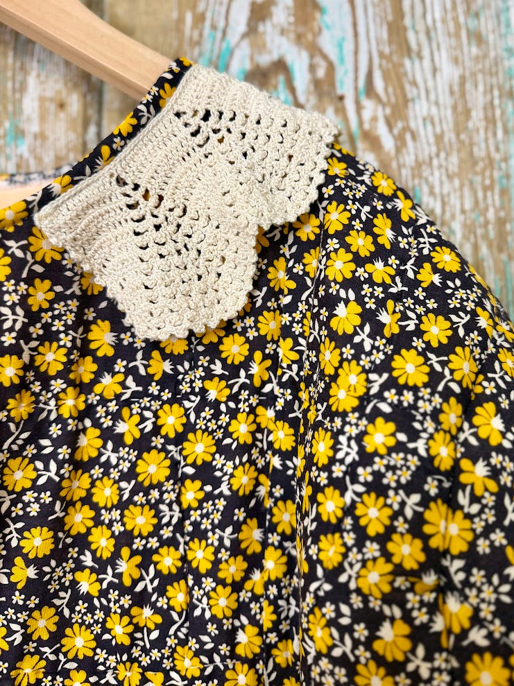 Upcycled Vintage Floral Quilt Coat with Vintage Doily Pocket and Crochet Collar: Unisex Large