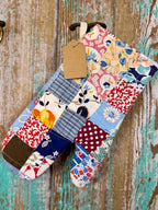 Upcycled Quilt Oven Mitt: Patchwork P2