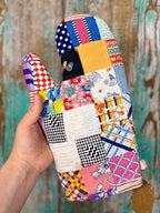 Upcycled Quilt Oven Mitt: Patchwork P5