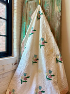 Vintage Tulip Floral Quilt - Crafter Condition
