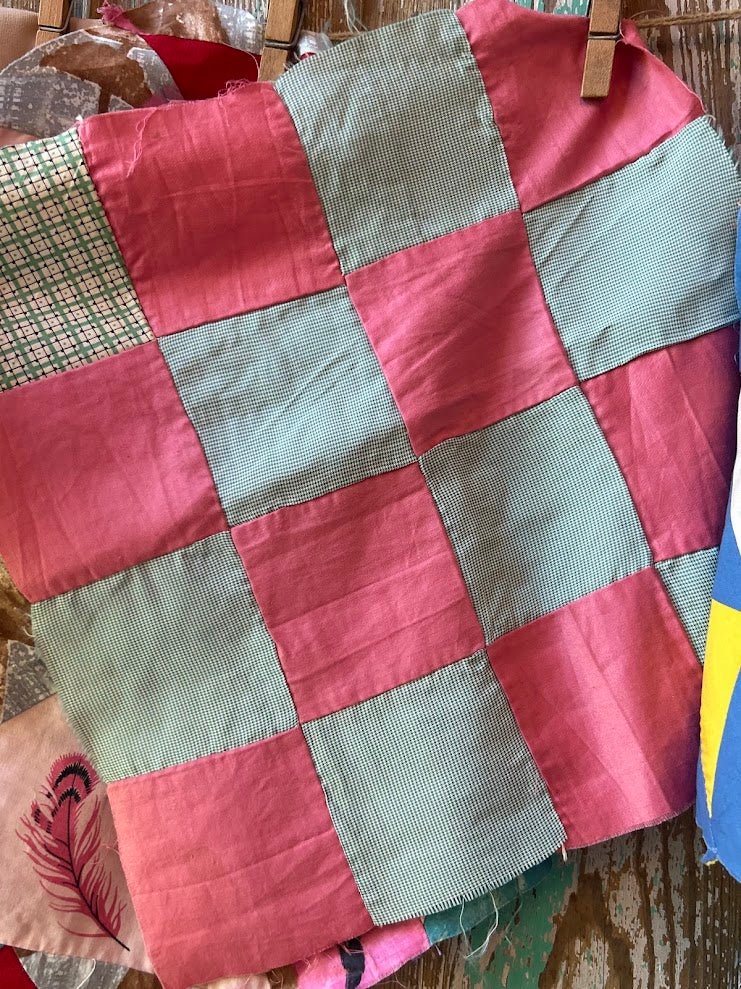 Set of 5 Vintage Quilt Squares: #10 Monkey Wrench
