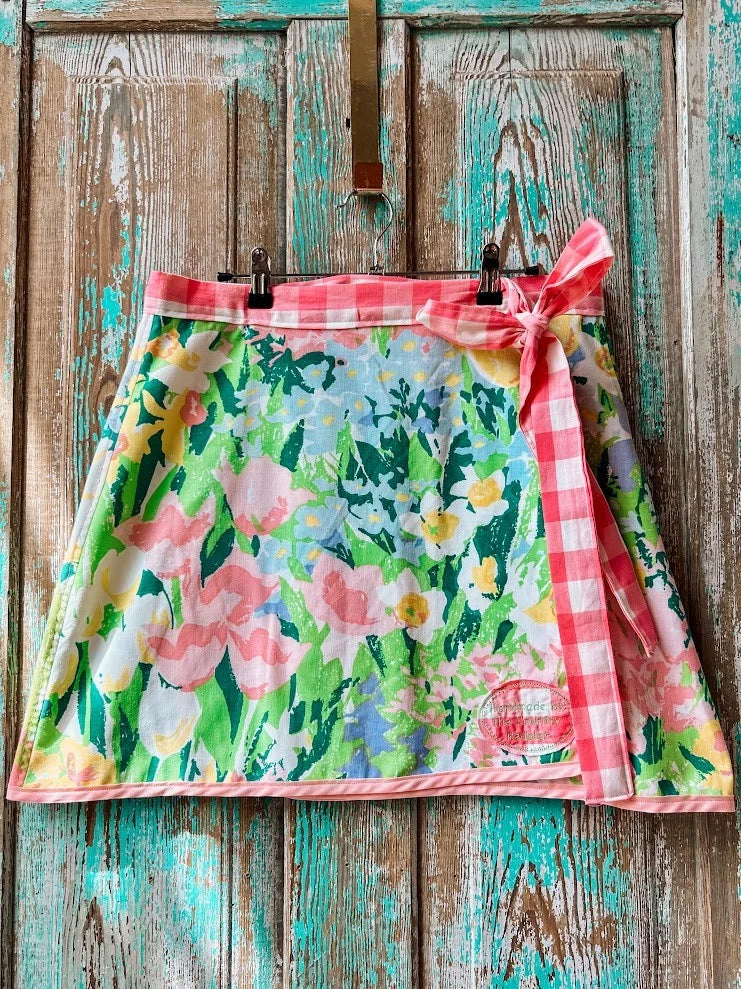 Upcycled "April Showers" Vintage Floral Coverlet Wrap Skirt: Women's Large