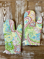 Upcycled Quilt Oven Mitt: "Paisley"