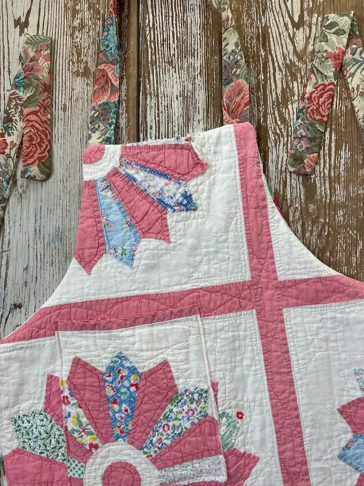 Upcycled "Madeline" Vintage Pink Dresden Plate Quilt Apron: Kids