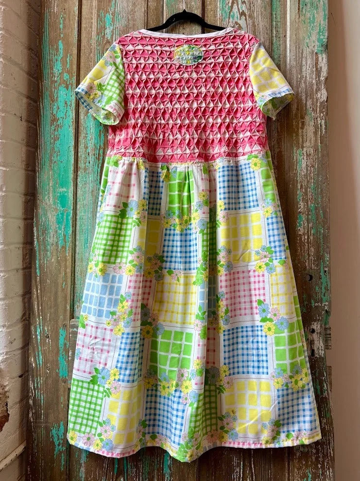 Upcycled "April Showers" Vintage Floral Sheet & Bedspread Dress: Women's Small